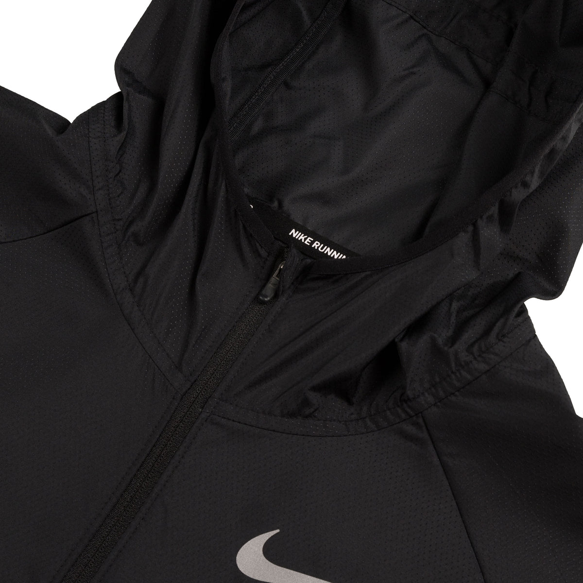 NIKE MEN'S RUNNING THERMA ESSENTIAL JACKET SIZE SMALL deals BLACK/REFLECTIVE SILVER