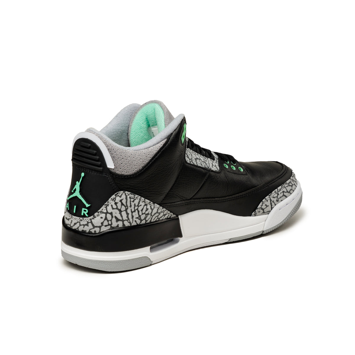 Nike Air Jordan 3 Retro *Green Glow* » Buy online now!