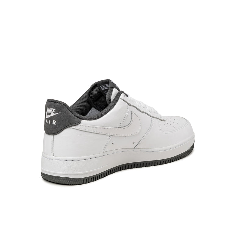 Nike Air Force 1 '07 LV8