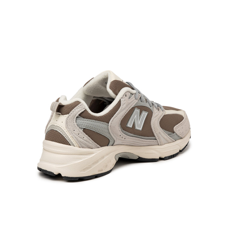 New Balance MR530CN onfeet