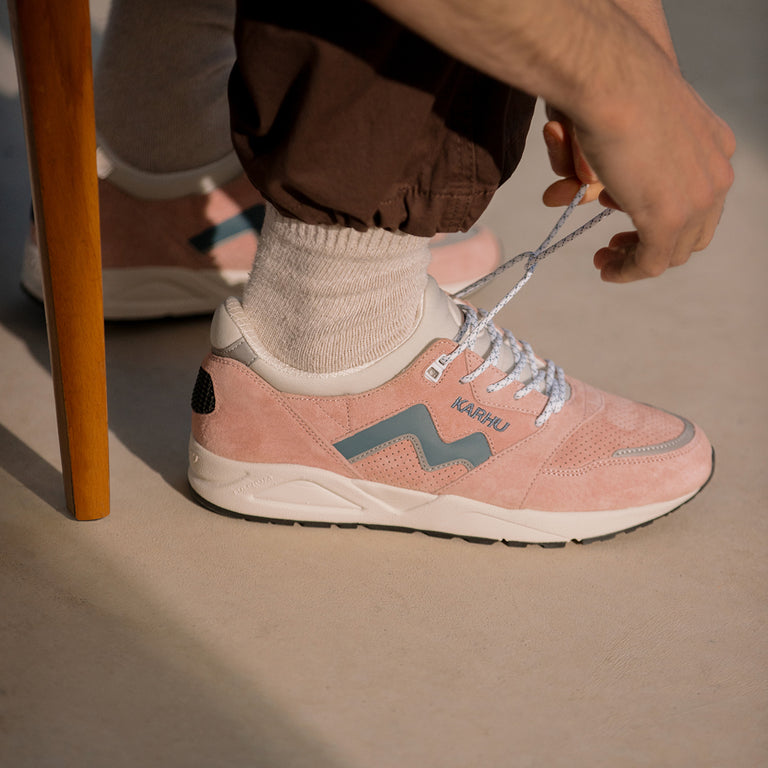 Karhu Aria 95 onfeet