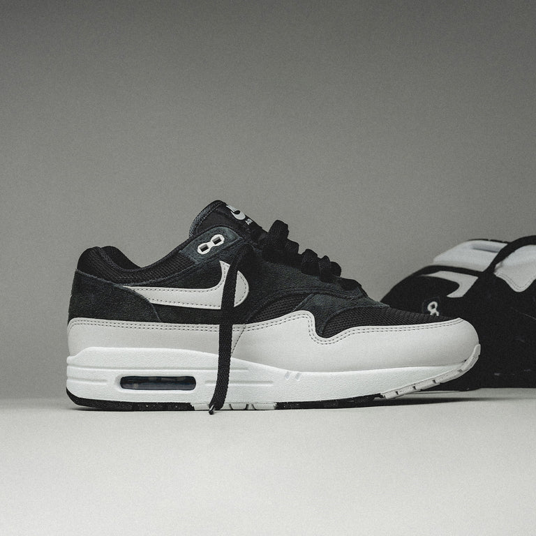 Nike Air Max 1 Essential onfeet