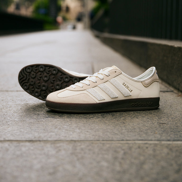 Adidas gazelle og premium white deals