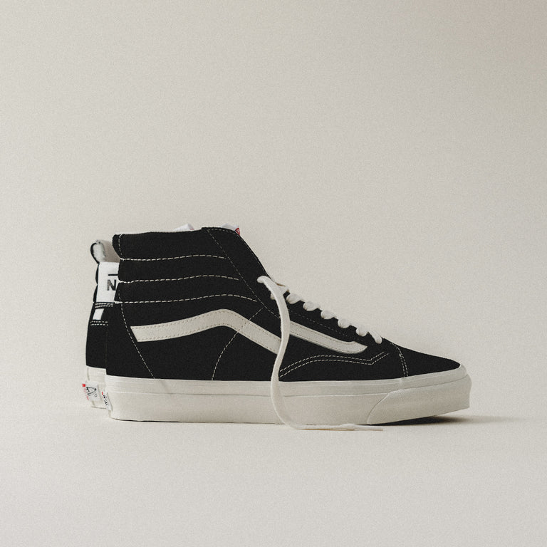 Vans Premium Clash the Wall LX onfeet