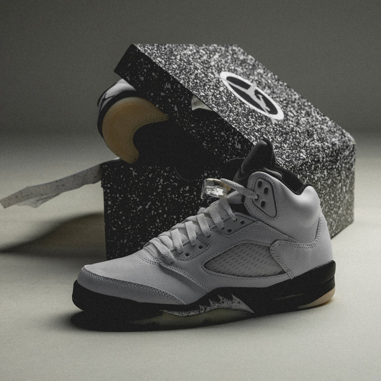 Nike Air Jordan 5 Retro Sneaker Buy online now