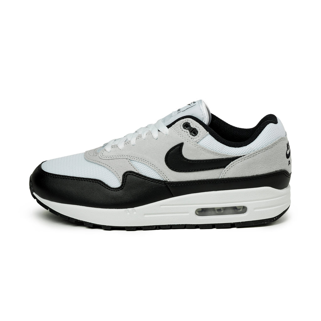 Nike air max 1 ultra essential trainers in white best sale