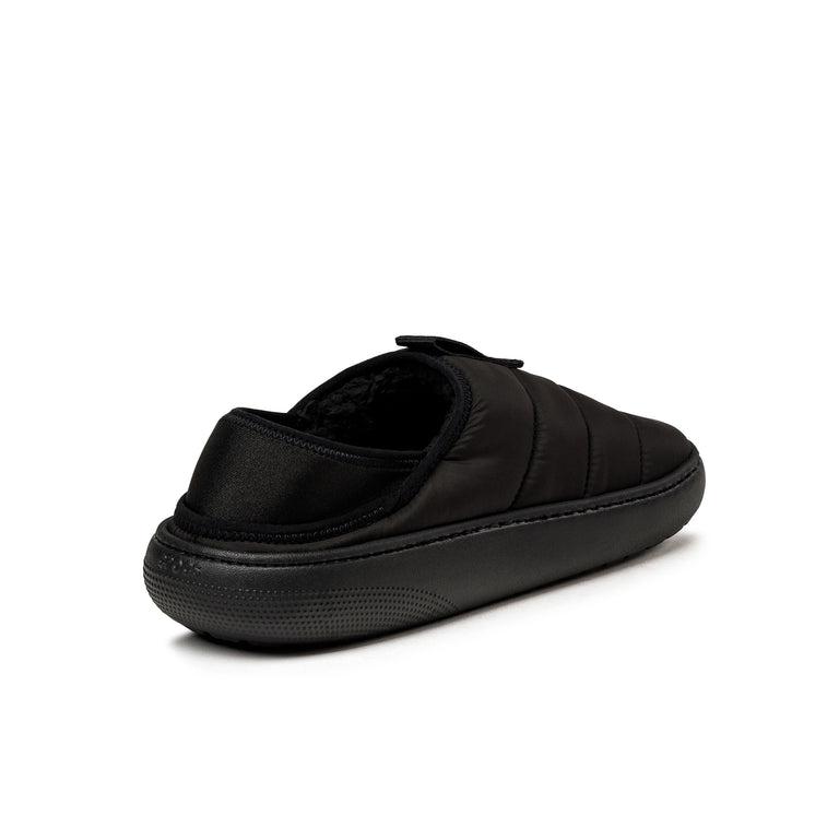 Crocs Classic Puff Moc onfeet