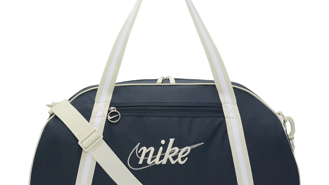 Nike gym training bag online