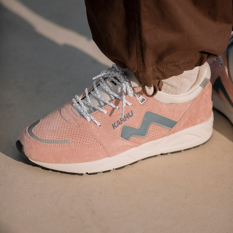 Karhu Aria 95 onfeet