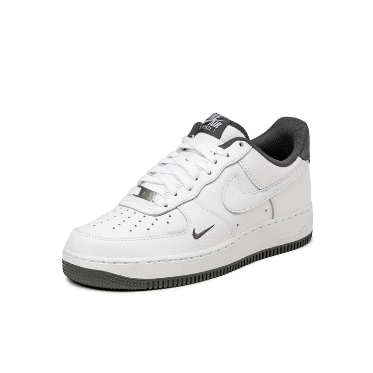 Nike Air Force 1 '07 LV8