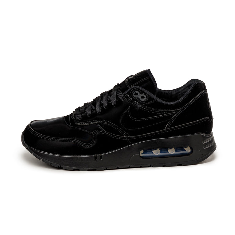 Air max nike black and white deals