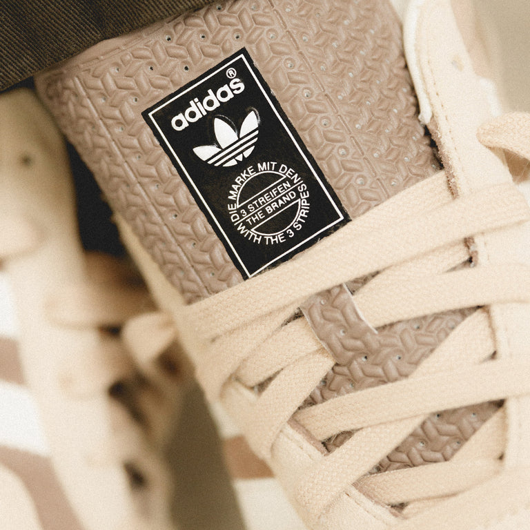 Adidas originals gazelle beige best sale