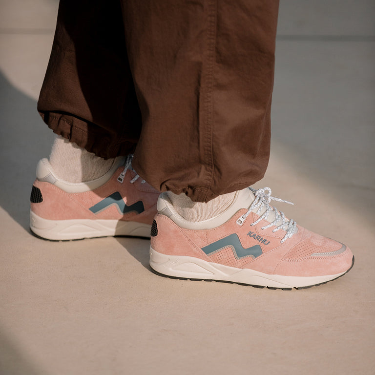 Karhu Aria 95 onfeet