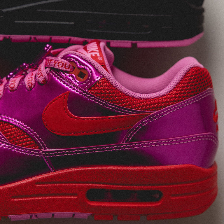 Nike Air Max 1 PRM *Valentine´s Day* onfeet