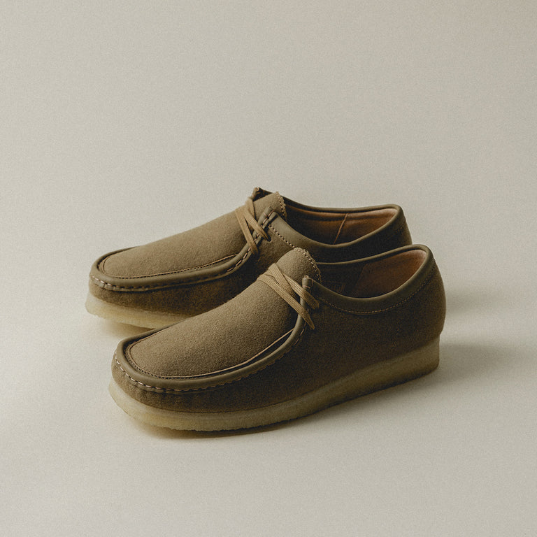 Clarks Originals Wallabee onfeet