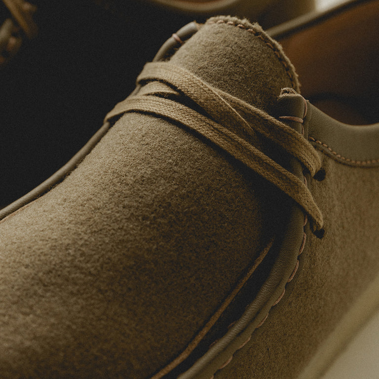 Clarks Originals Wallabee onfeet