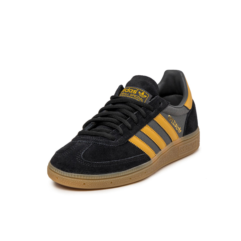 Black and yellow trainers online