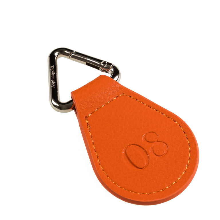 Asphaltgold Leather Keychain onfeet