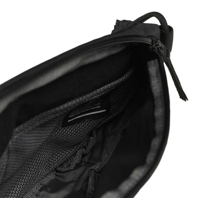 D__b__ Roamer Pro Sling Bag 6L