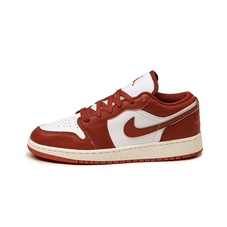 c81d6df82cccb1619ad16ba349d2a19ba3bc0c24 FJ3465 160 nike Tee Air Jordan 1 Low SE GS White Dune Red Lobster Sail os 1 768x768