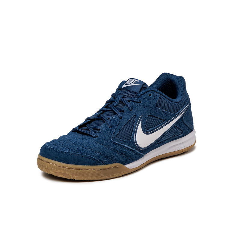 Nike Gato