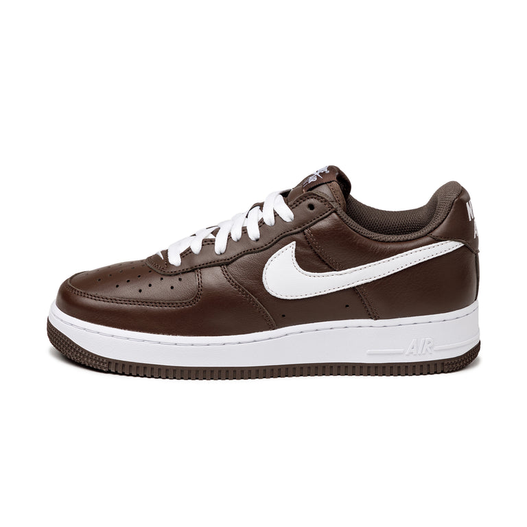 Nike Air Force 1 Low Retro QS – buy now at Asphaltgold Online Store!