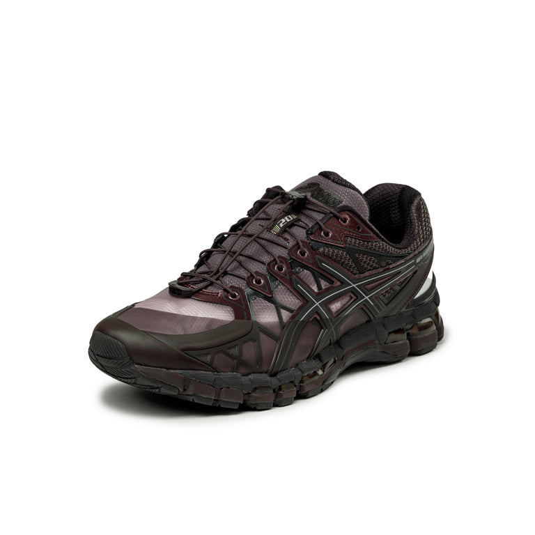 All black kayano online