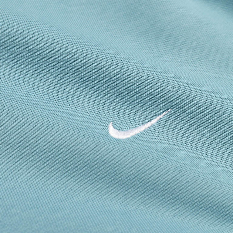 Nike	Solo Swoosh Crewneck