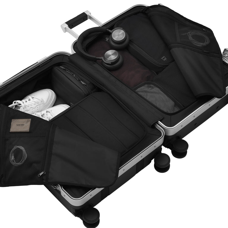 D__b__ Ramverk Pro Check-in Luggage Medium