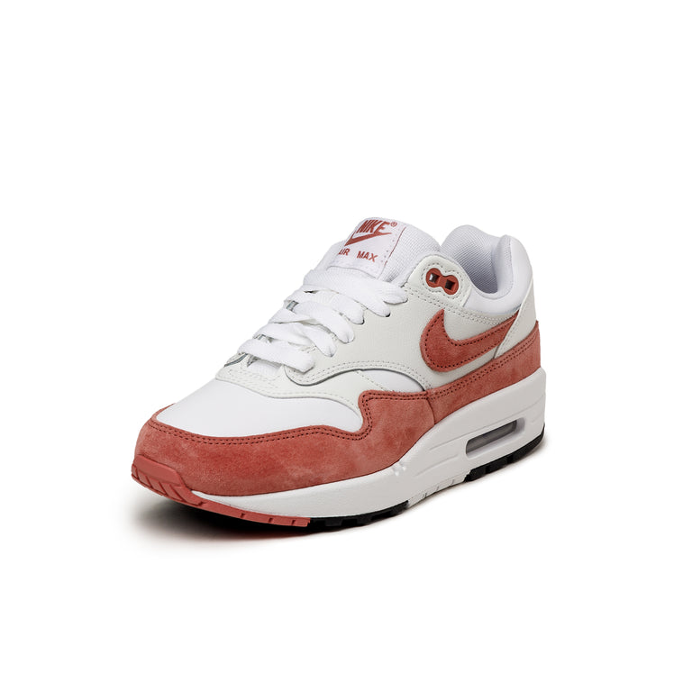 Nike Wmns Air Max 1 '87 onfeet