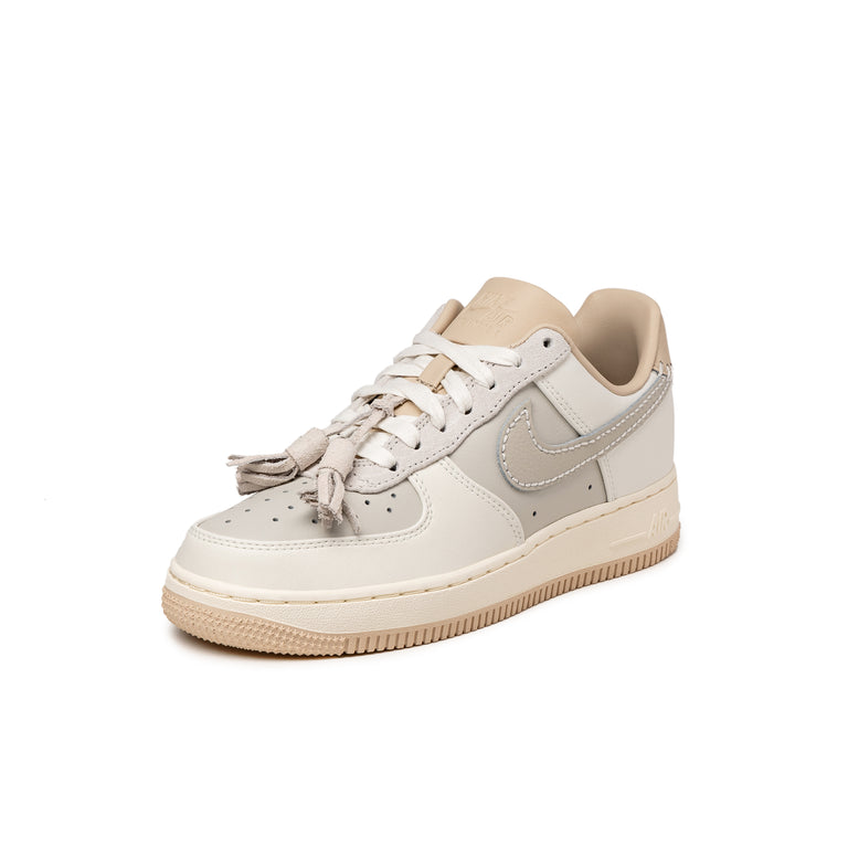 Nike Wmns Air Force 1 '07