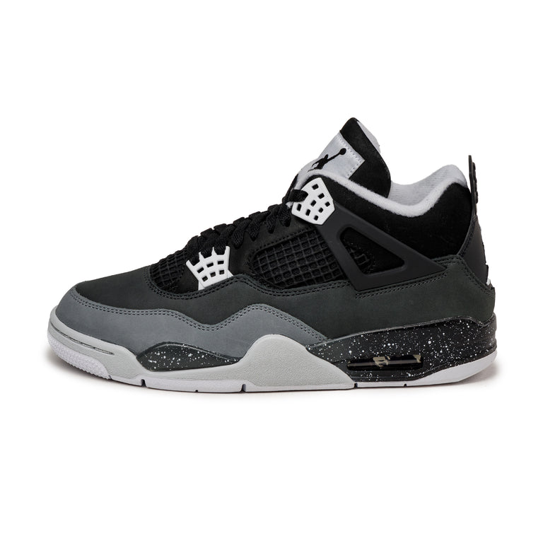 Nike Air Jordan 4 Retro *Fear* onfeet