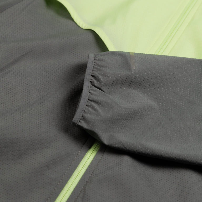 Nike Impossibly Light Windrunner Running Jacket