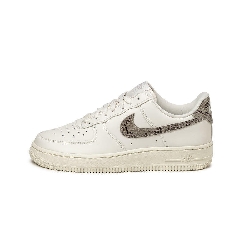 Nike Wmns Air Force 1 '07