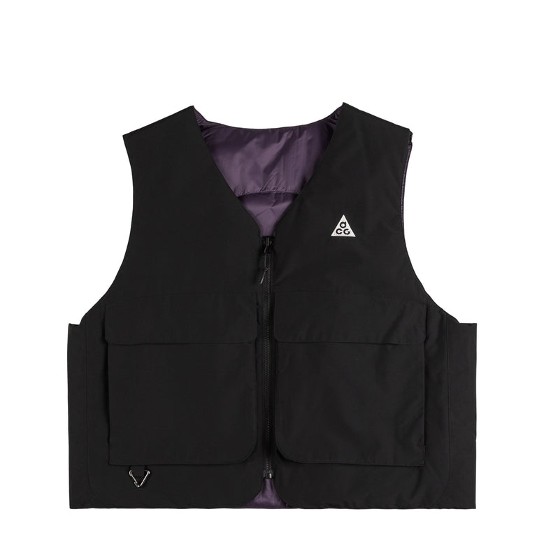 lBNQ7uW6axRFhM2TiWoL FV8694 010 Nike ACG Skull Peak Primaloft Reversible Vest Black Dark Raisin Summit White os 1 768x768