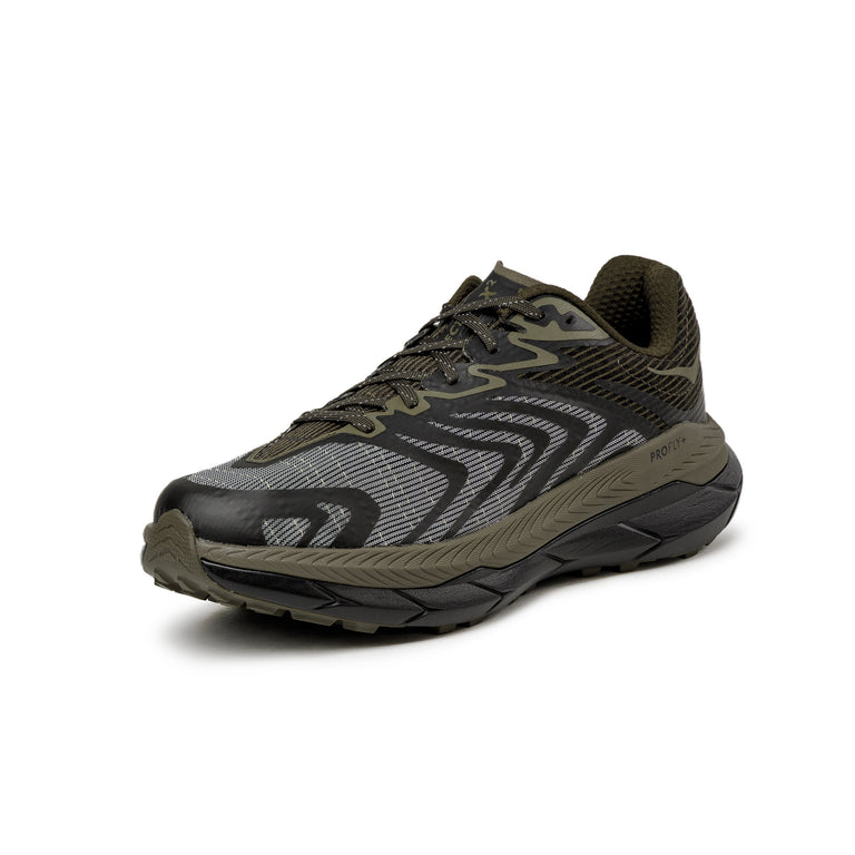 Hoka One One Tecton X 2 TS onfeet