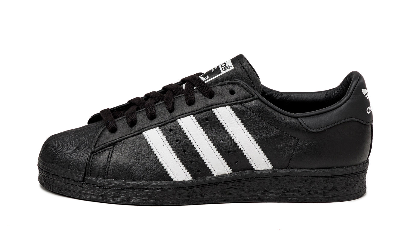 Black and white adidas originals online