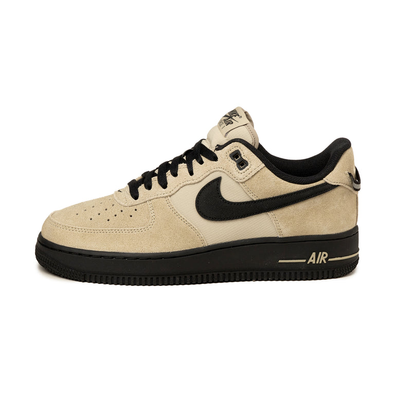 Nike Air Force 1 '07 LV8