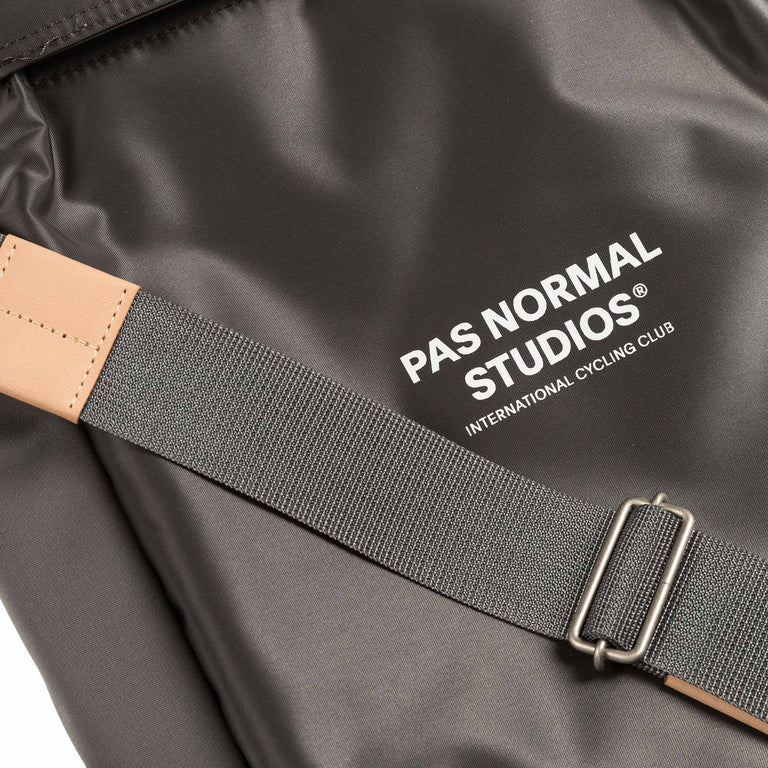 Pas Normal Studios	x Porter 2-Way Briefcase