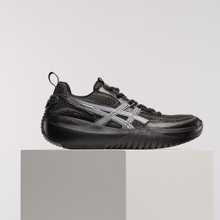 Asics x Studio Hagel Neocurve onfeet