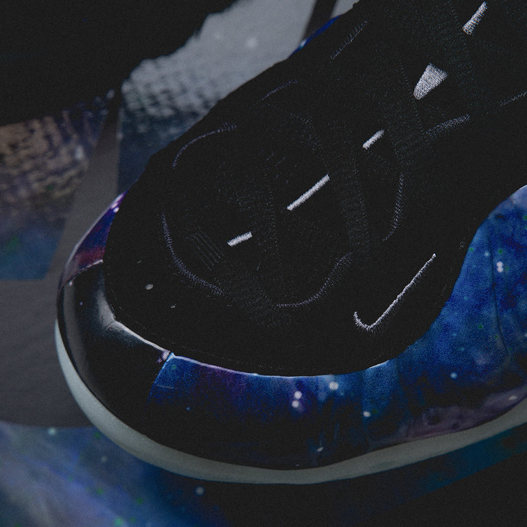 Nike Air Foamposite One QS *Galaxy* onfeet