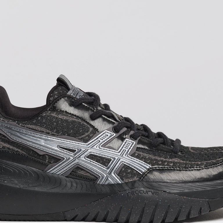 Asics x Studio Hagel Neocurve onfeet