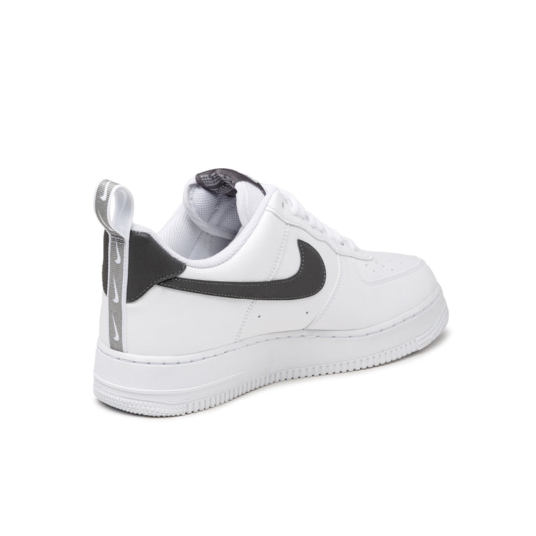 Nike Wmns Air Force 1 '07 LV8 – buy now at Asphaltgold Online Store!