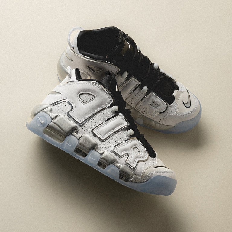 Nike Wmns Air More Uptempo SE – buy now at Asphaltgold Online Store!
