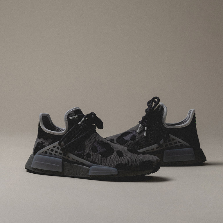Adidas x Pharrell Hu NMD (Ash/Mgh Solid Grey/Core Black) – Centre